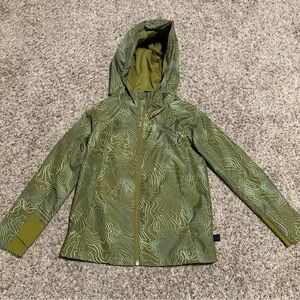 All in Motion Olive Green Patterned Raincoat - Size 4 / 5
